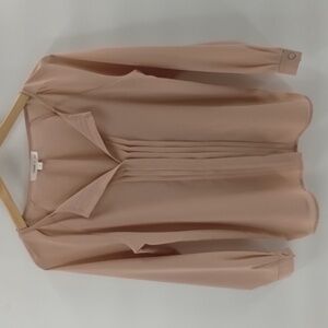 chandi & lia snap down long sleeve blouse small lightweight tan  pin tuck front
